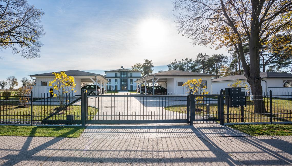 Anlage Ansicht Einfahrt